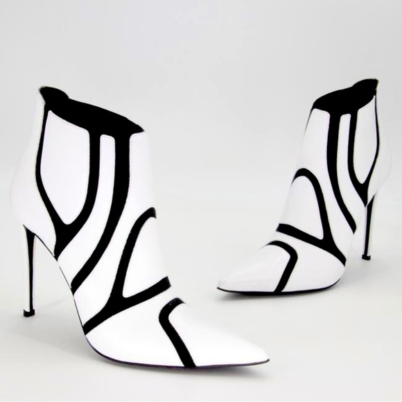 Balenciaga booties - Picture 1 of 5